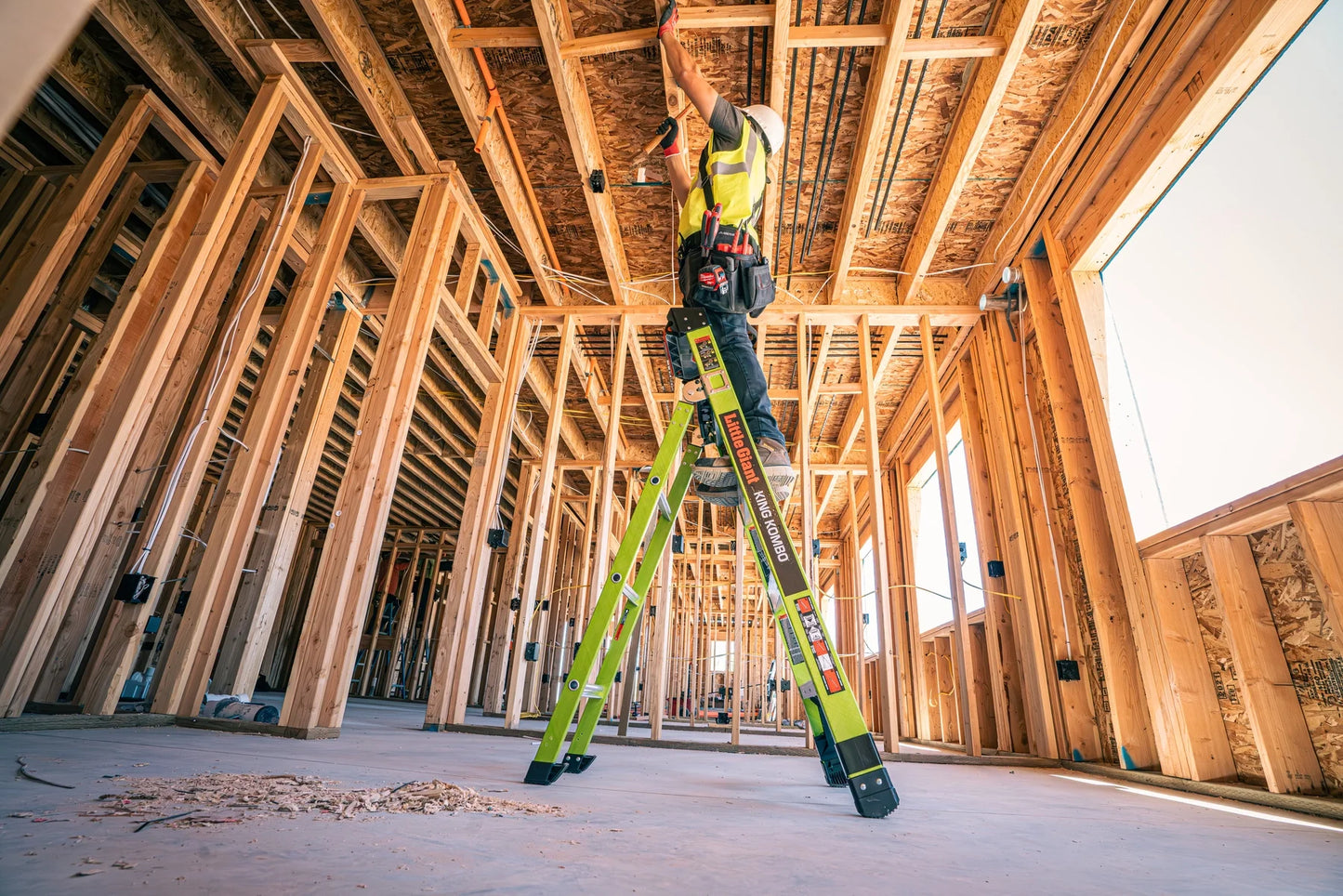 Little Giant King Kombo 5'-8' Fiberglass 3-in-1 Combo Ladder, 375 lbs. Rated
